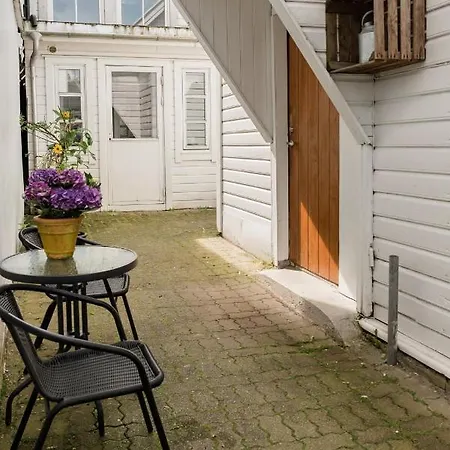 Apartment Sigrun's Home, 2 Bedroom Apt. In The Heart Of