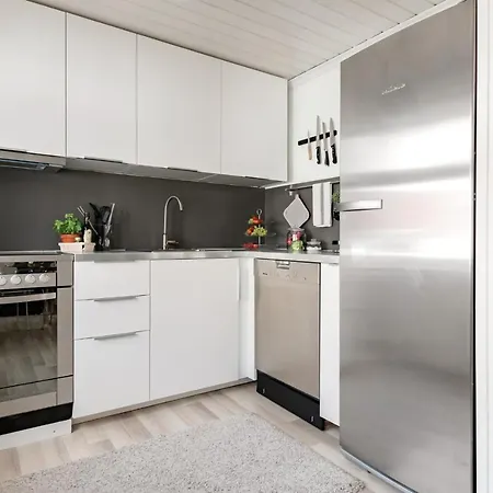 Sigrun's Home, 2 Bedroom Apt. In The Heart Of