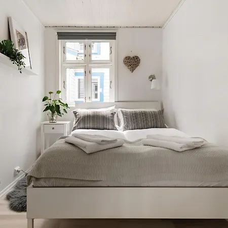 Sigrun's Home, 2 Bedroom Apt. In The Heart Of Apartment